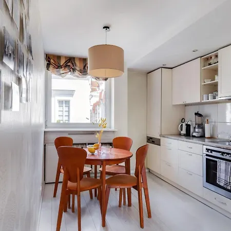 Cozy And Bright Apartment *